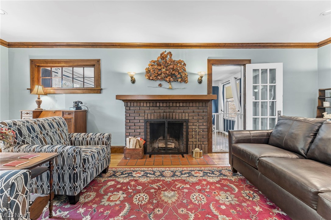 2627 Eaton Road University Heights, OH 44118 - Photo 4 of 34 Gallery Image 4