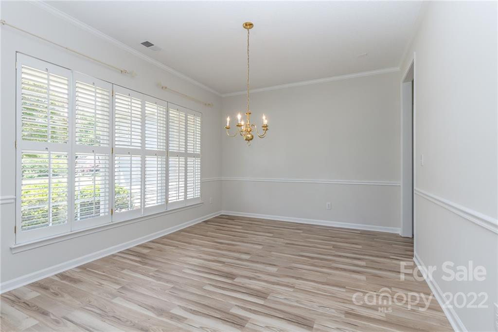 11932 Old Timber Road Charlotte, NC 28269 - Photo 6 of 32 Gallery Image 6