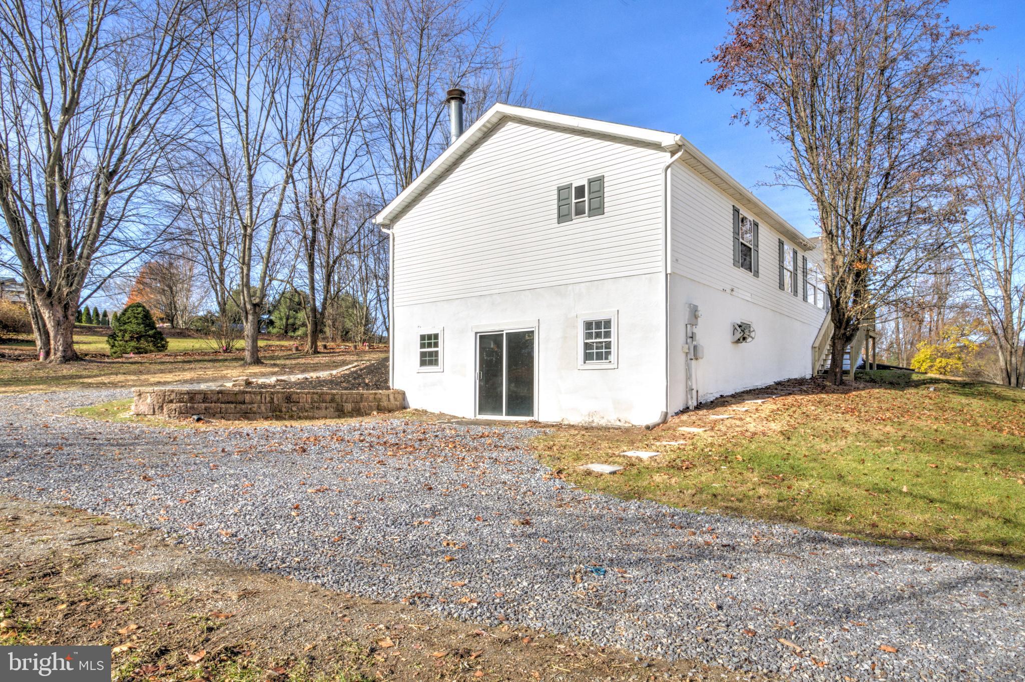 166 North Main Street Aspers, PA 17304 - Photo 39 of 47