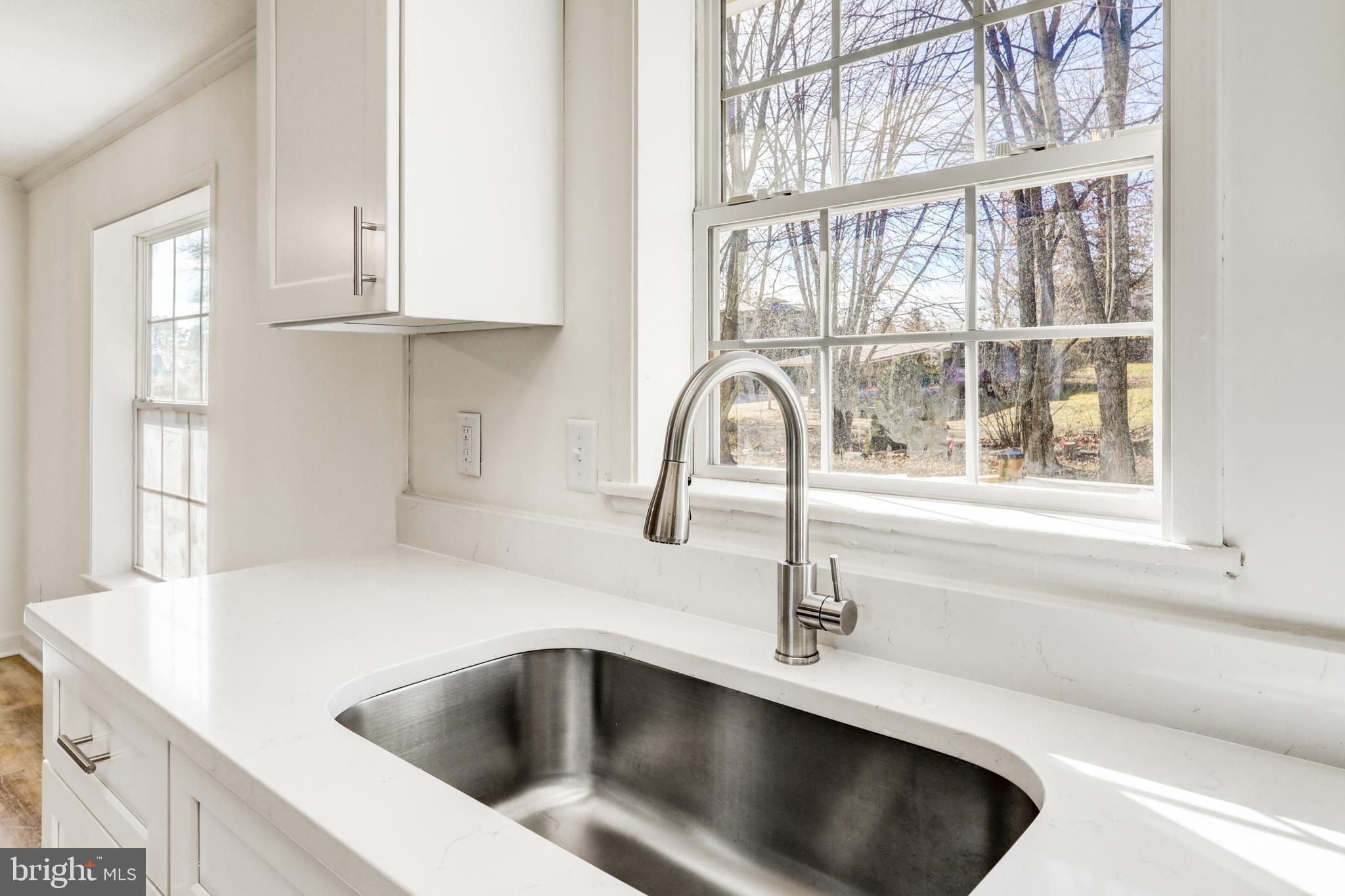 166 North Main Street Aspers, PA 17304 - Photo 10 of 47