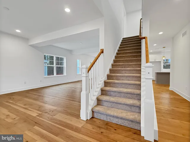 $899,000 | 5 Fortuna Drive, Lansdale, PA 19446