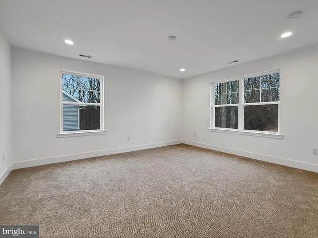 $899,000 | 5 Fortuna Drive, Lansdale, PA 19446