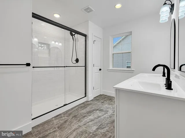 $899,000 | 5 Fortuna Drive, Lansdale, PA 19446