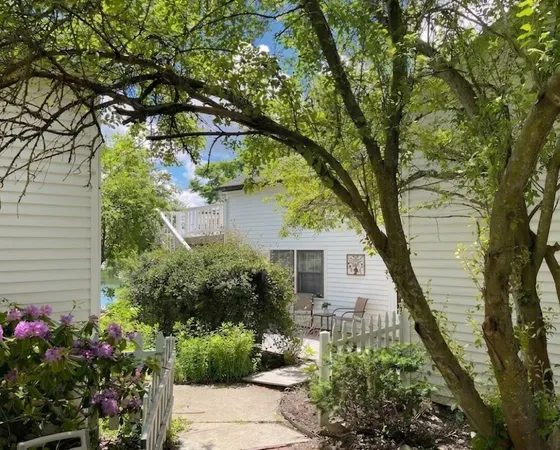$4,800 | 172 Northwest Street, Unit C, Portsmouth, NH 03801