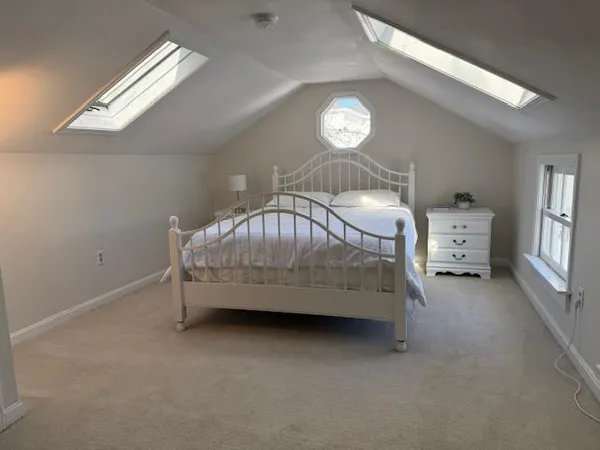 $4,800 | 172 Northwest Street, Unit C, Portsmouth, NH 03801