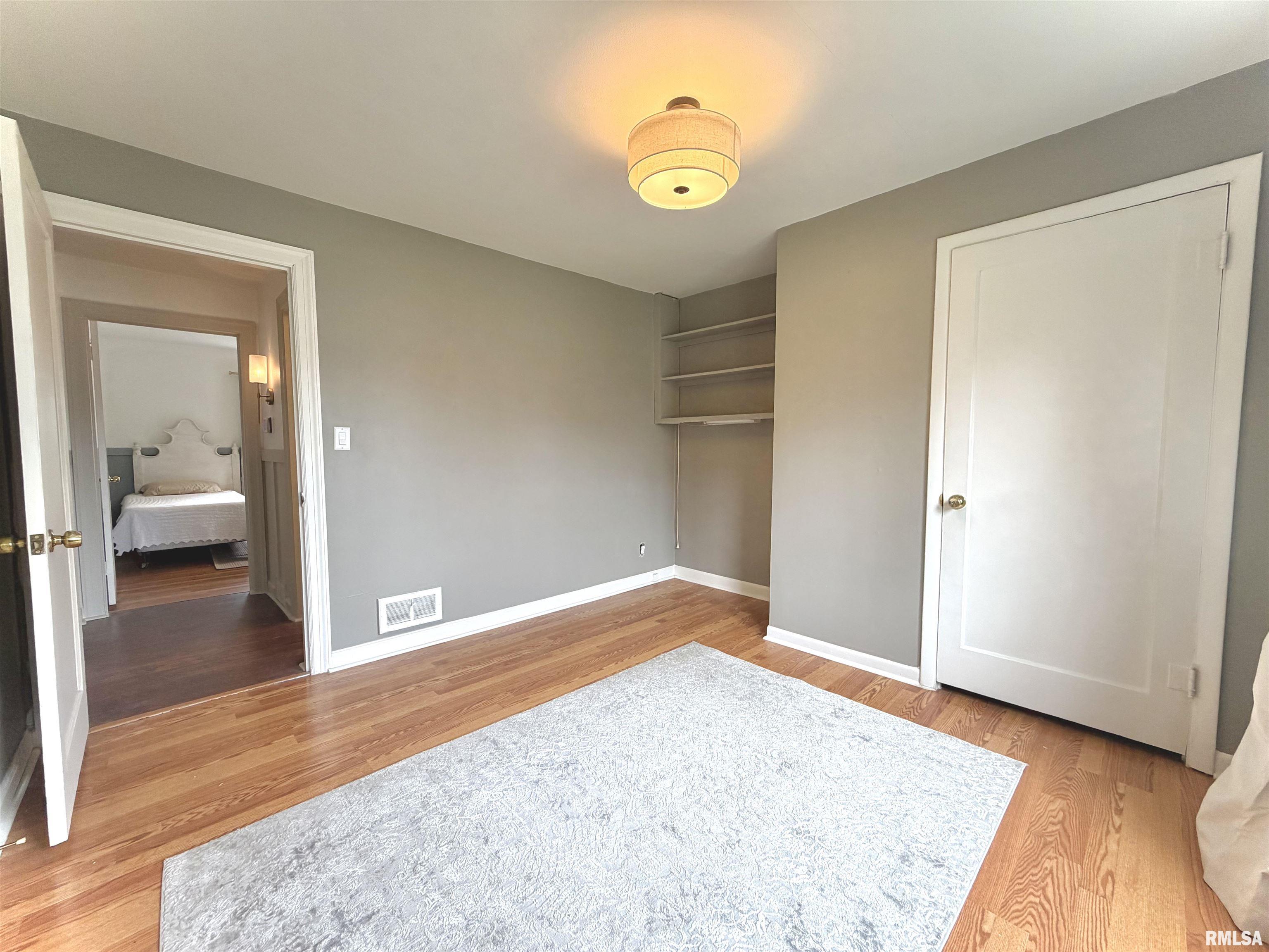 135 10th Street Carmi, IL 62821 - Photo 23 of 42
