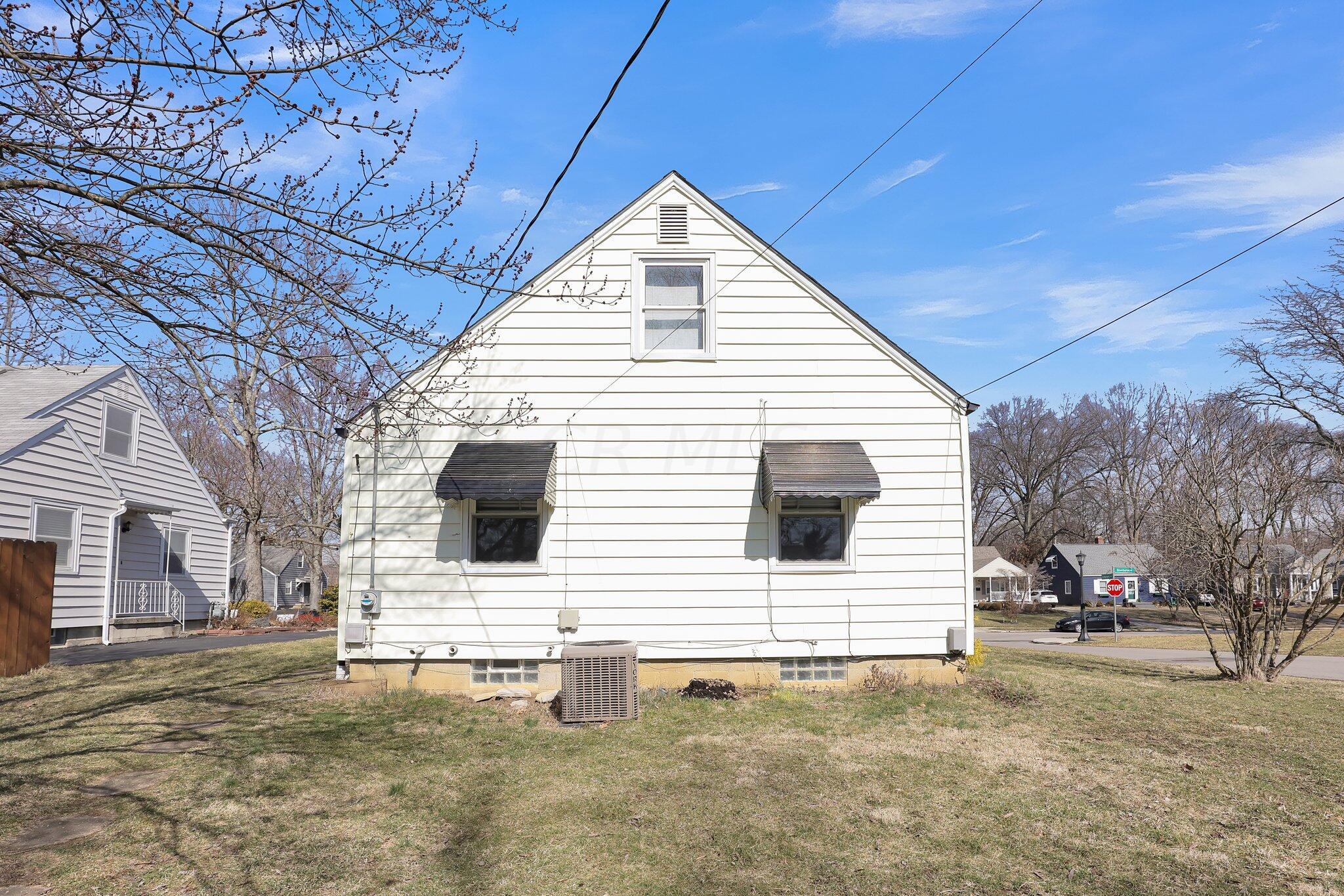 515 Blenheim Road Columbus, OH 43214 - Photo 19 of 22 23-web-or-mls-515-blenheim-rd