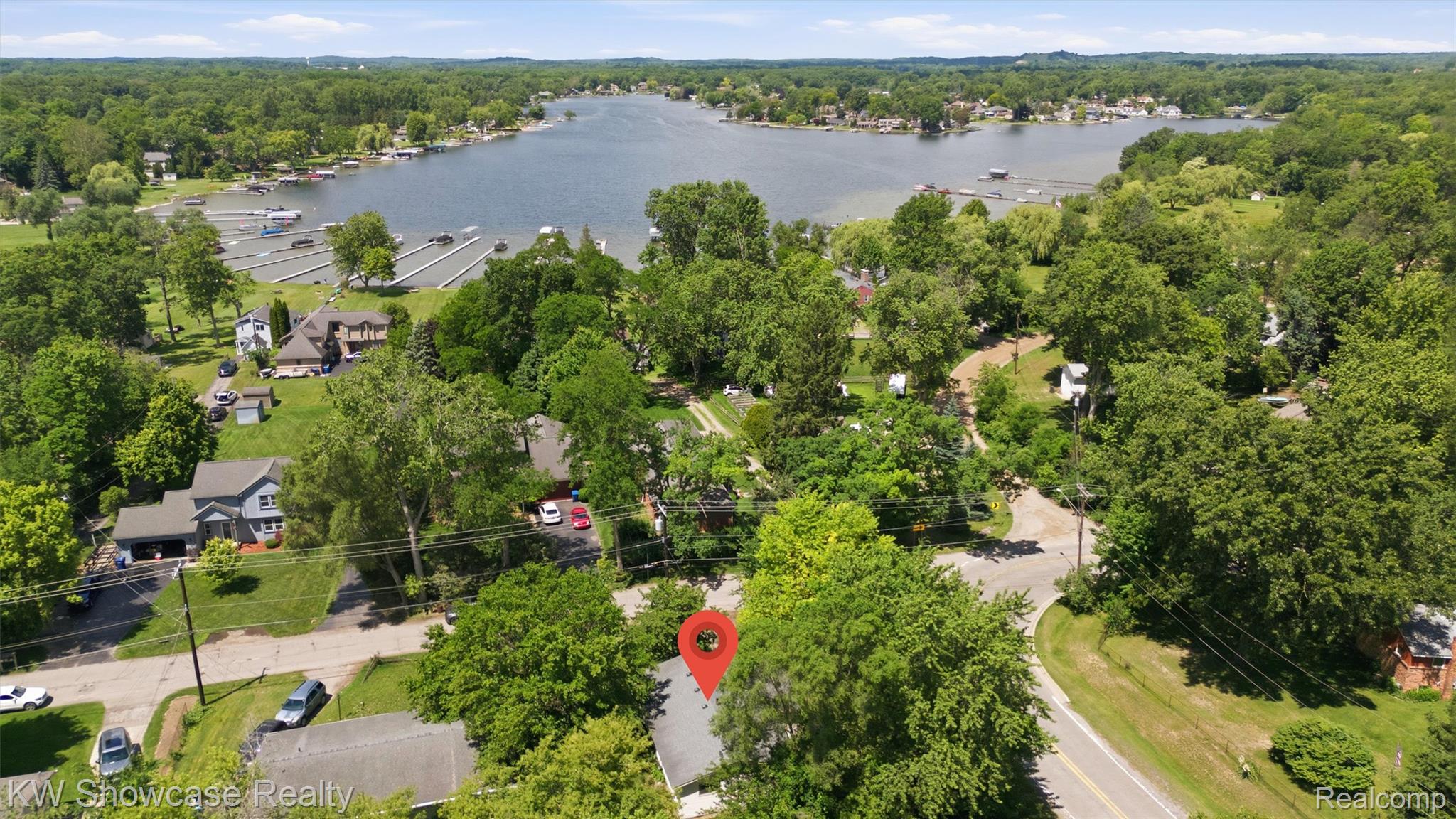 801 Farnsworth Road White Lake, MI 48386 - Photo 29 of 30 39-DJI_20260620122245_0993_D.jpg