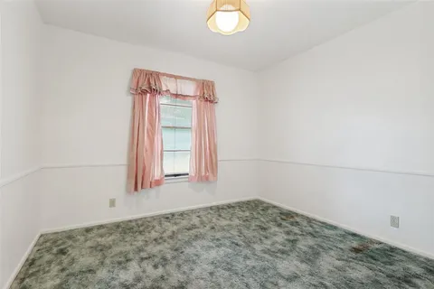 $248,950 | 422 West Daugherty Drive, Garland, TX 75041