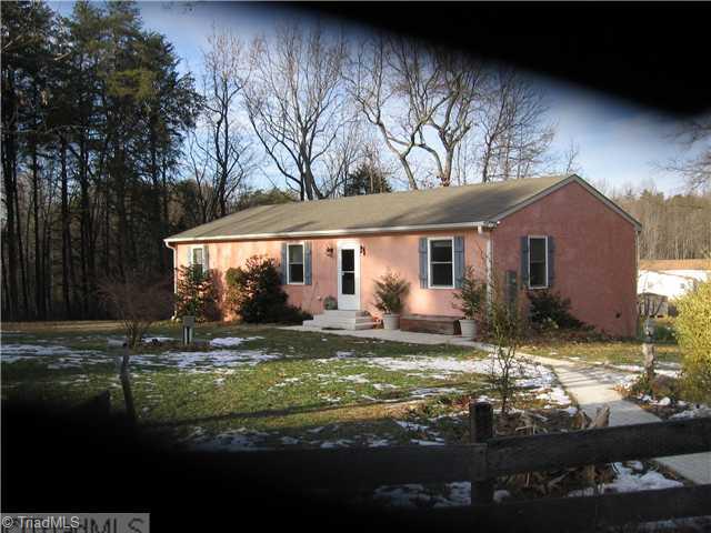 272 Busick Road Reidsville, NC 27320 - Photo 2 of 2 Exterior Front.