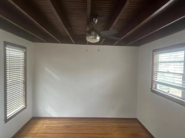 $1,600 | 2702 Wayside Avenue, Fort Worth, TX 76110