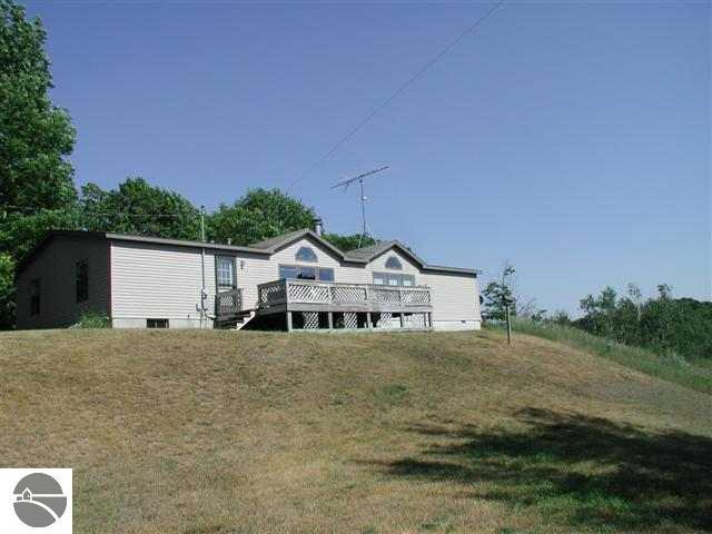 472 South Marshall Road Beulah, MI 49617 - Photo 1 of 9 1649975.JPG