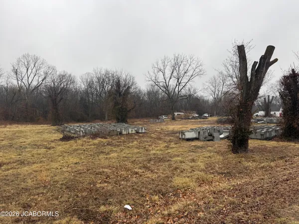$225,000 | 210 State Rd Ae, New Bloomfield, MO 65063