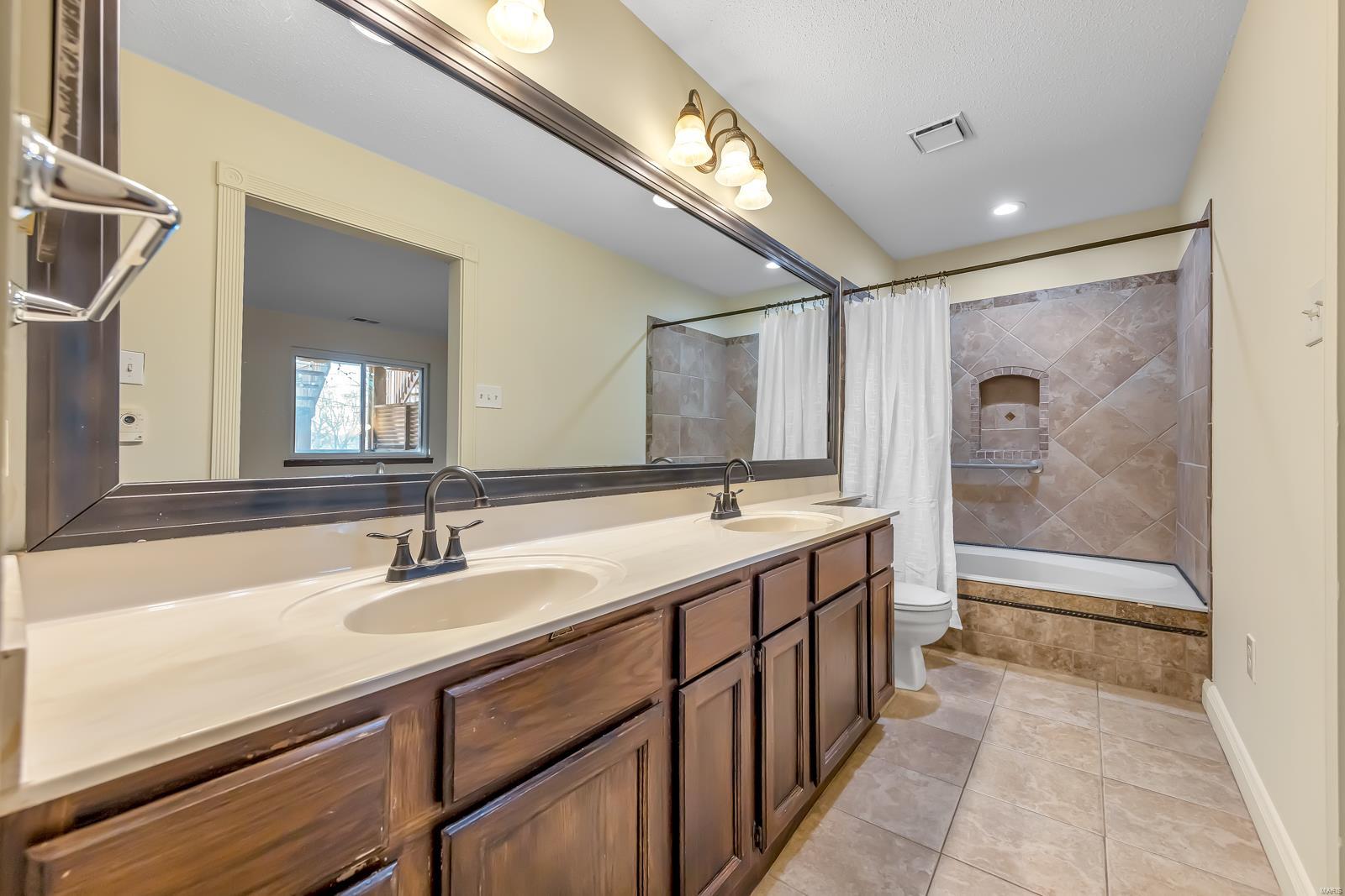 705 Hemingway Lane Weldon Spring, MO 63304 - Photo 30 of 34