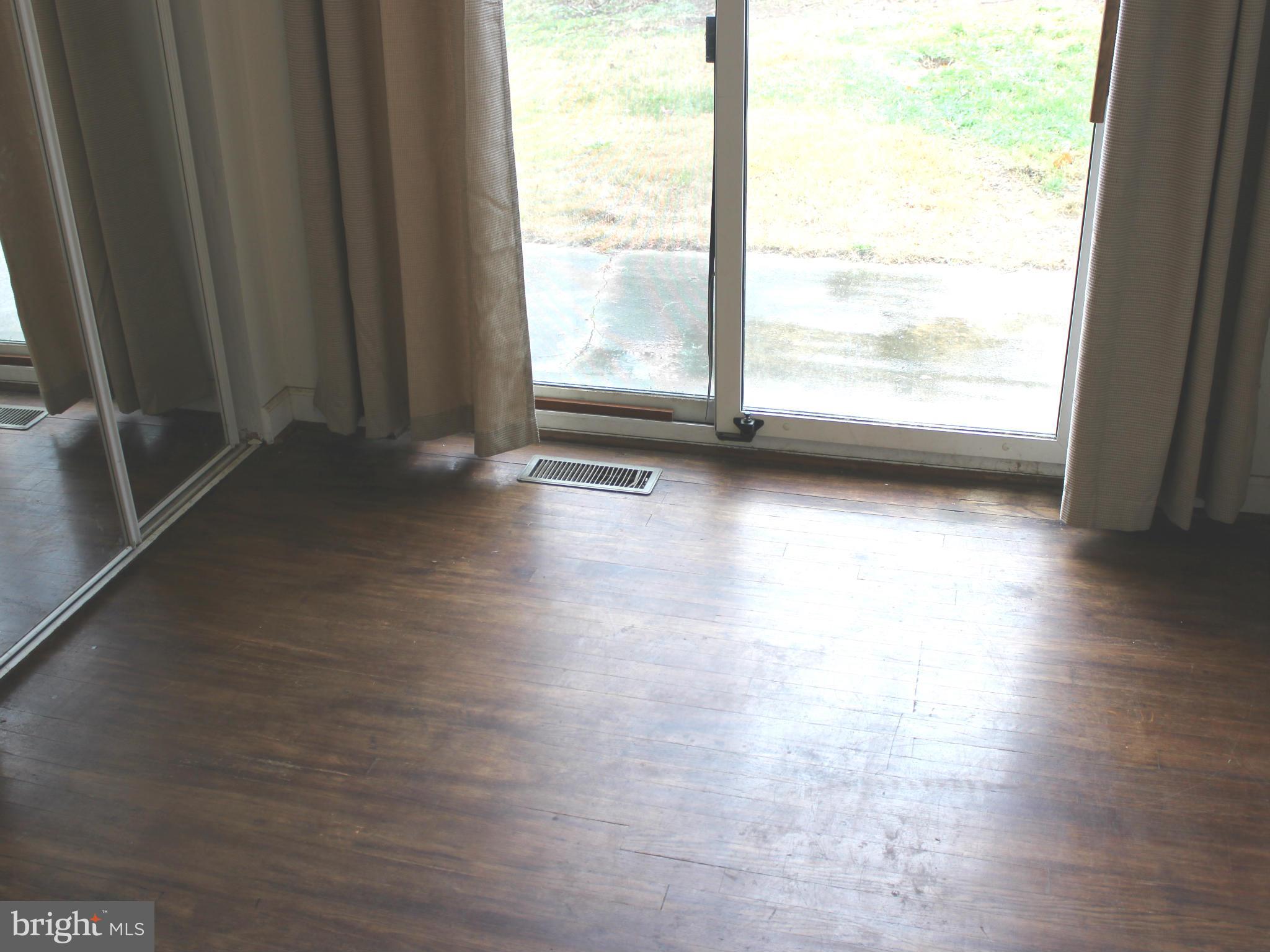 5010 Niagara Road College Park, MD 20740 - Photo 5 of 13 Dining Room