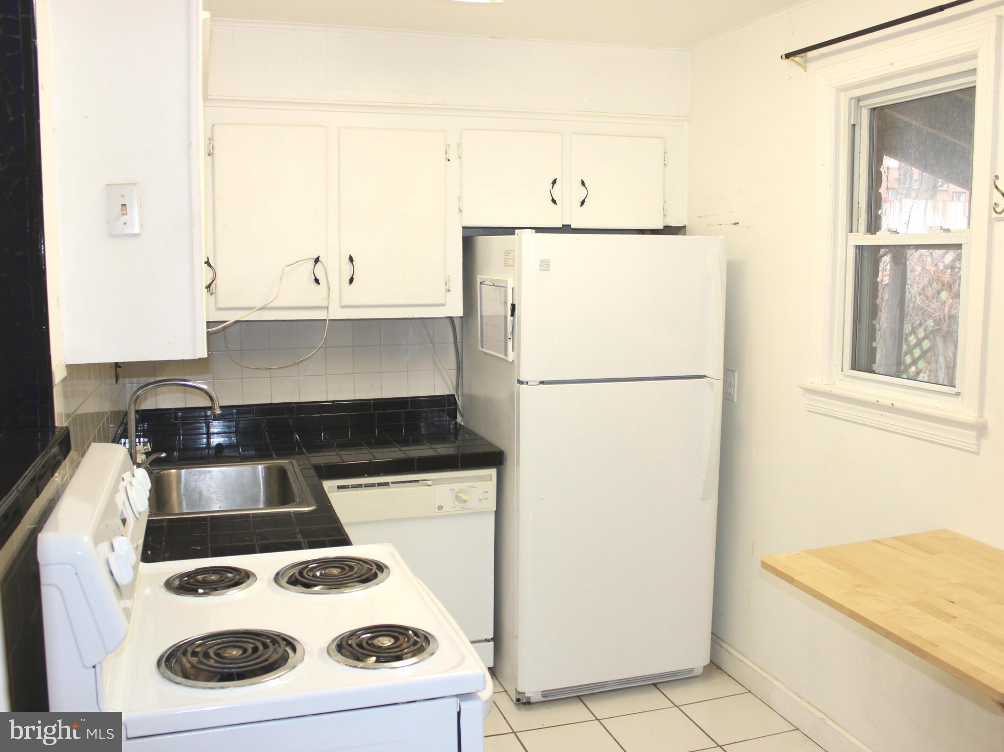 5010 Niagara Road College Park, MD 20740 - Photo 6 of 13 Kitchen