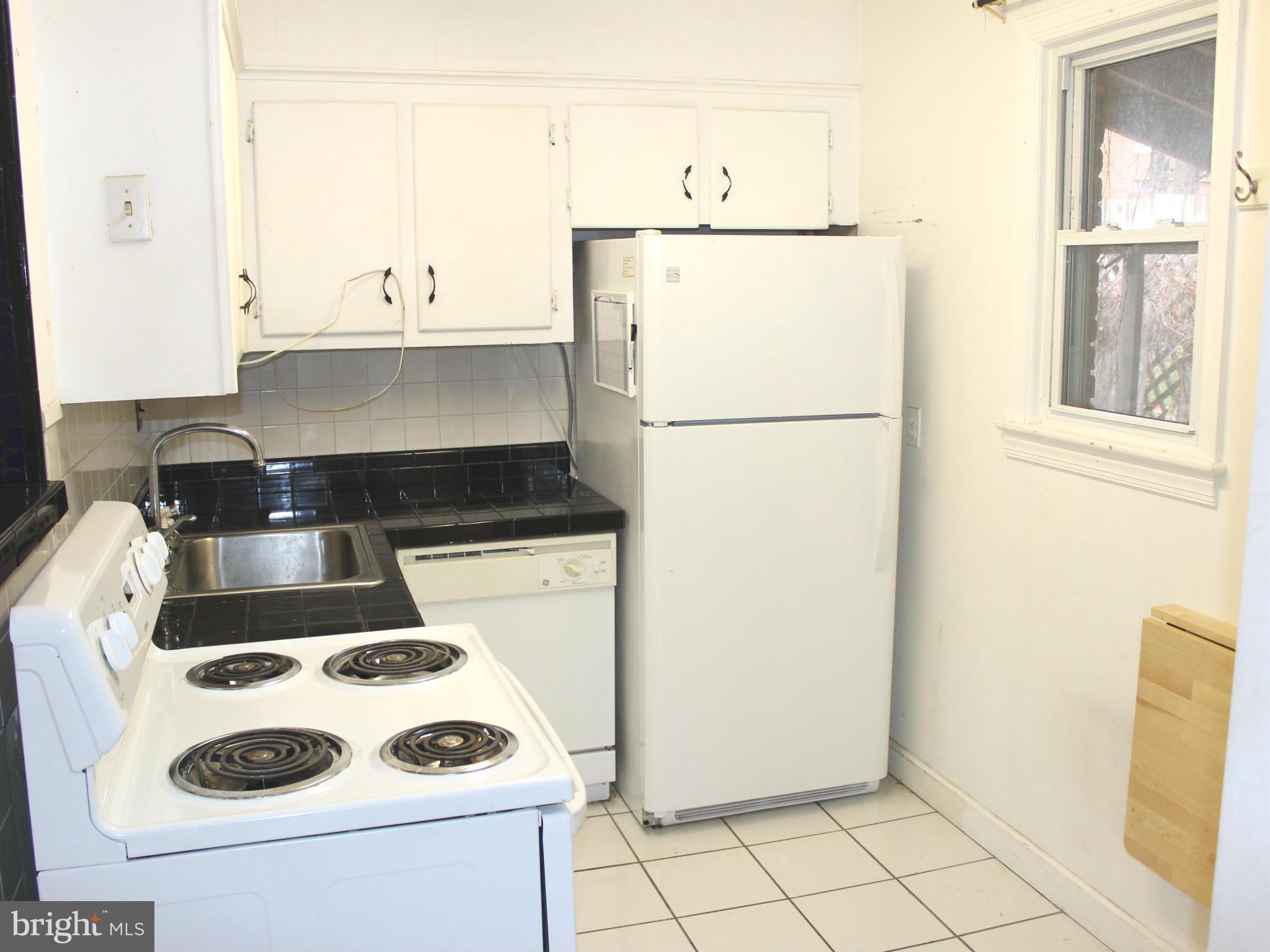 5010 Niagara Road College Park, MD 20740 - Photo 7 of 13 Kitchen