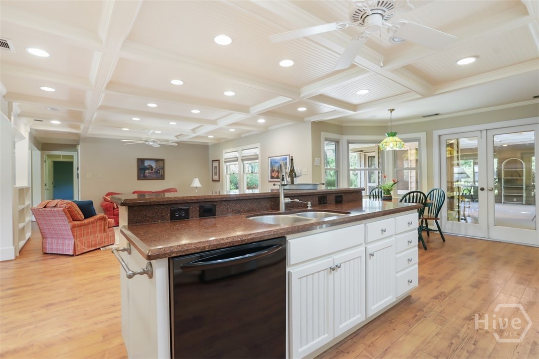 7 Mistletoe Court Savannah, GA 31419 - Photo 14 of 46