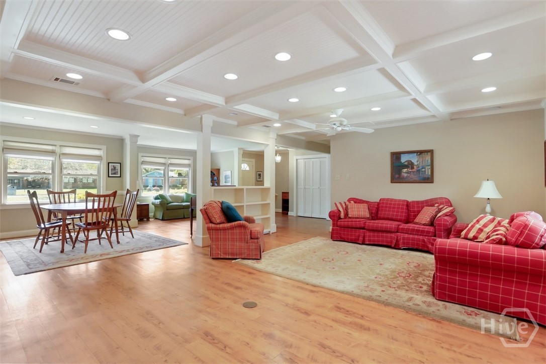 7 Mistletoe Court Savannah, GA 31419 - Photo 9 of 46