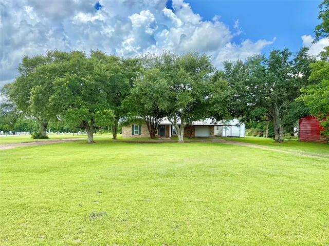 $1,800 | 16981 Highway 146, Liberty, TX 77575