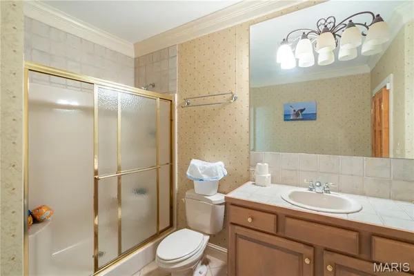 $1,800,000 | 1181 Highway 60, Poplar Bluff, MO 63901