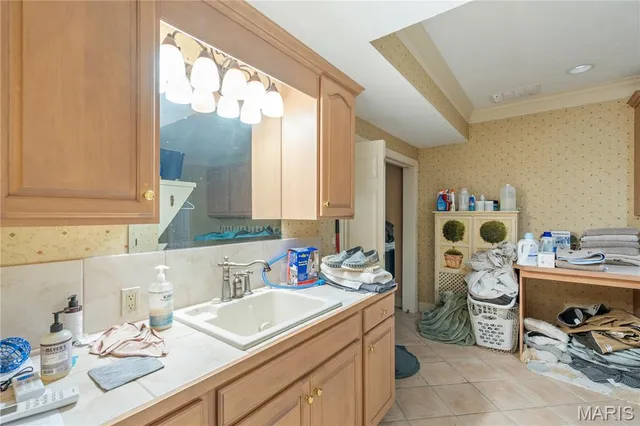 $1,800,000 | 1181 Highway 60, Poplar Bluff, MO 63901