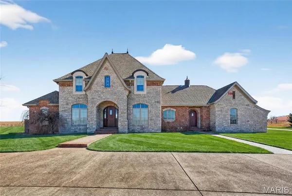 $1,590,000 | 2662 Highway 79, Elsberry, MO 63343