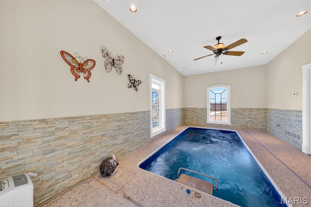 2662 Highway 79 Elsberry, MO 63343 - Photo 69 of 98