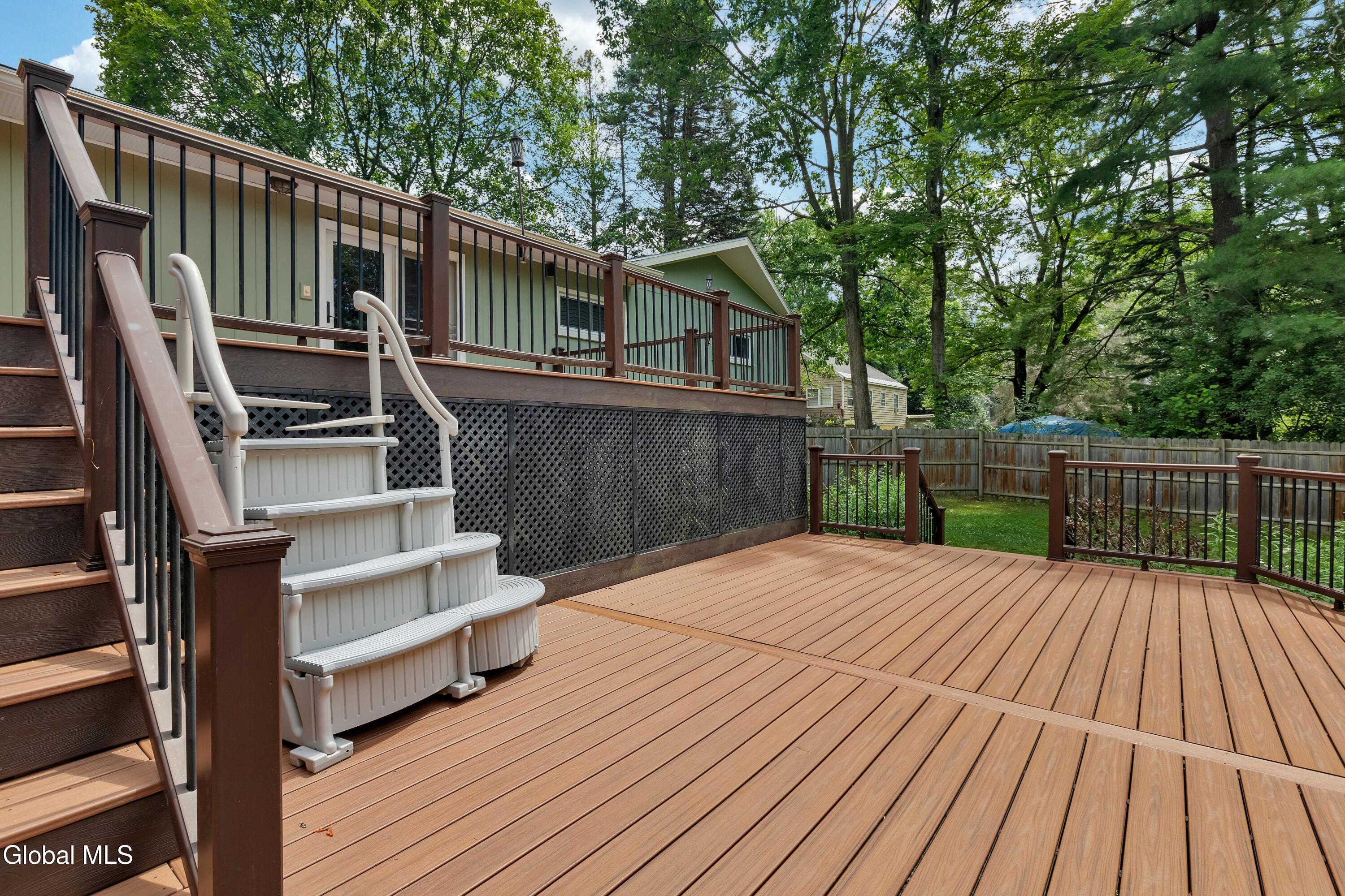 14 Ashdown Road Clifton Park, NY 12019 - Photo 21 of 32 21-IMG_5140