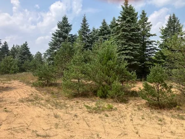 $200,000 | 2 North 2 1/2 Road, Buckley, MI 49620
