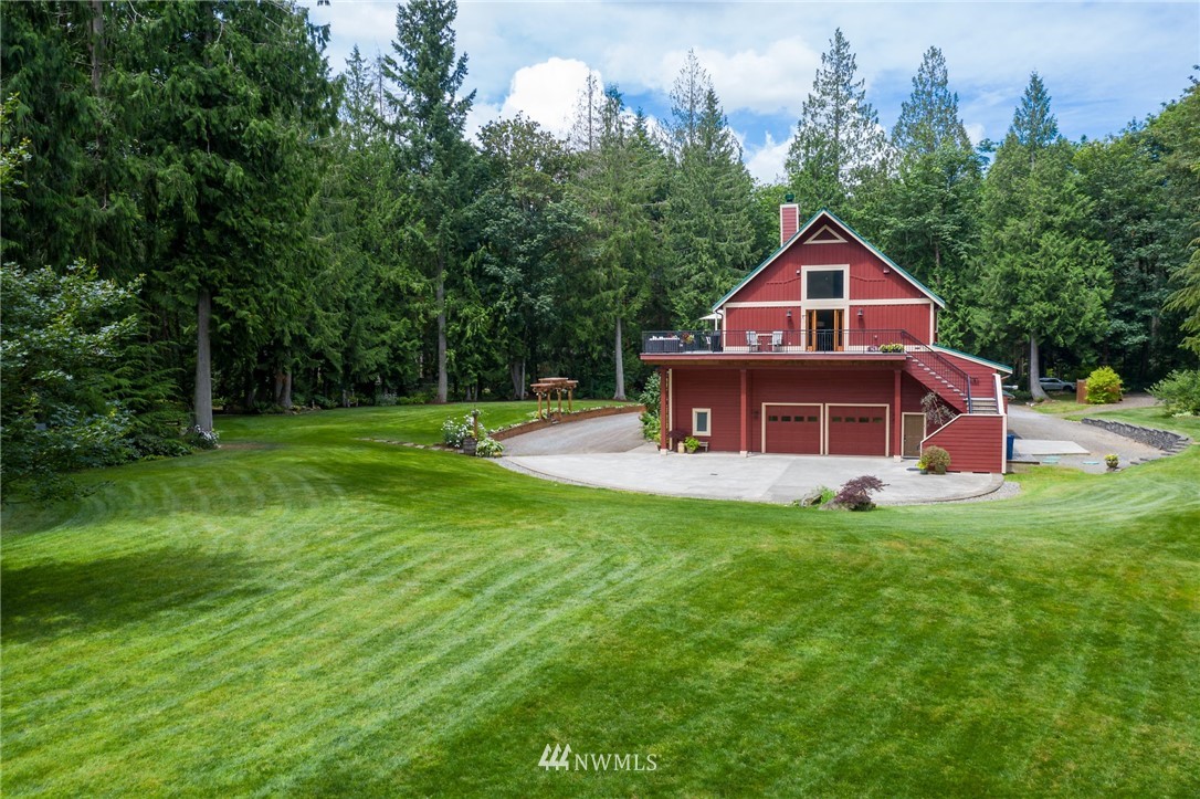 28725 Northeast Tolt Hill Road Carnation, WA 98014 - Photo 3 of 23 Gallery Image 3