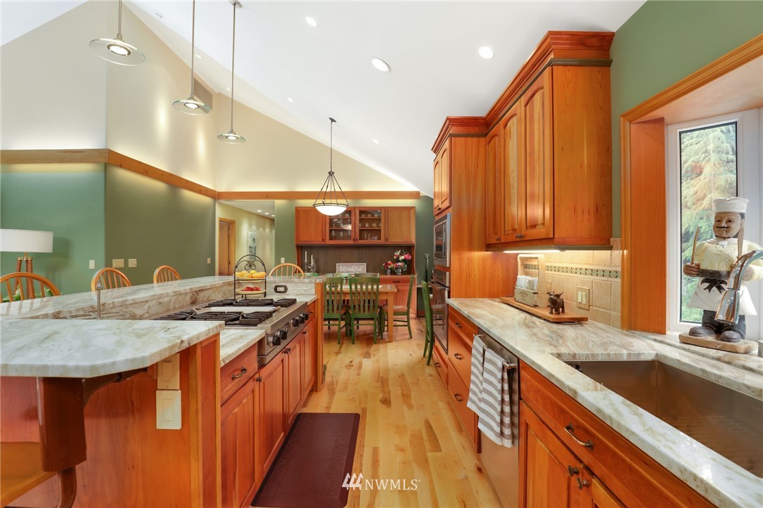 28725 Northeast Tolt Hill Road Carnation, WA 98014 - Photo 4 of 23 Gallery Image 4