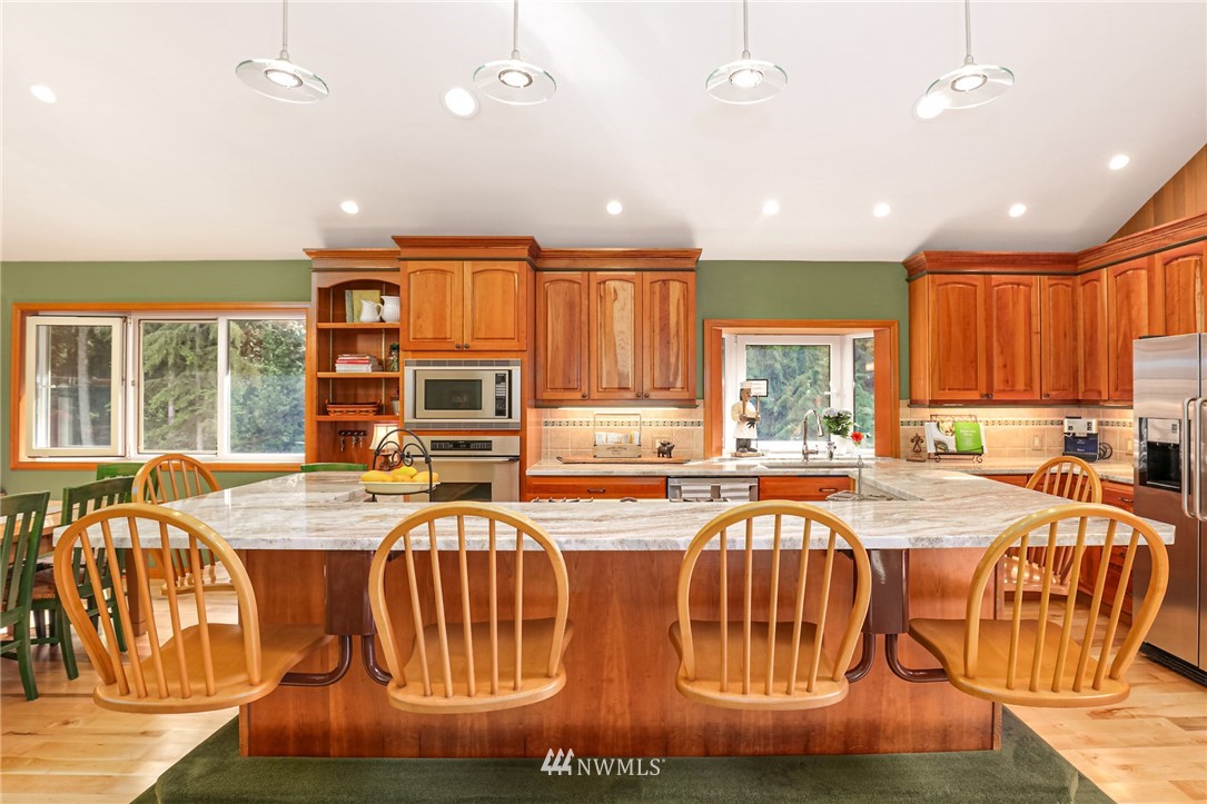 28725 Northeast Tolt Hill Road Carnation, WA 98014 - Photo 7 of 23 Gallery Image 7