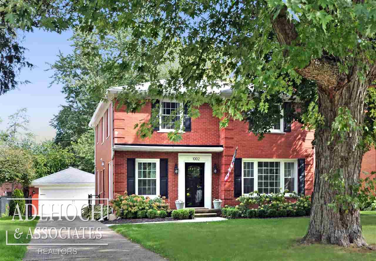 1002 Whittier Road Grosse Pointe, MI 48230 - Photo 1 of 26 31397337.JPG