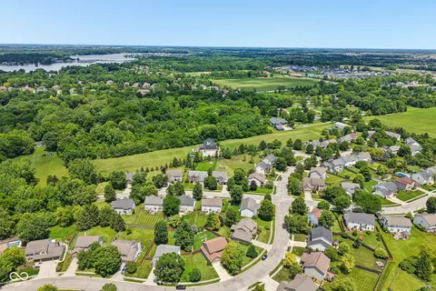 $379,900 | 12552 Geist Cove Drive, Indianapolis, IN 46236