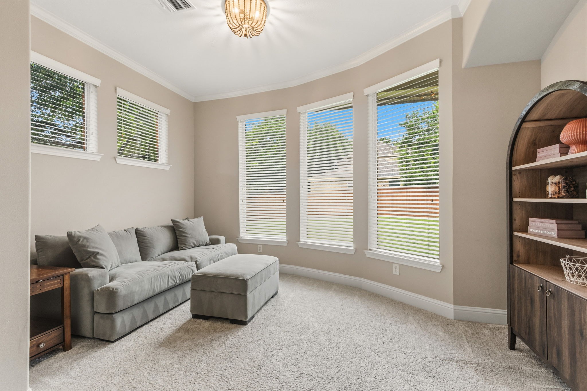 20130 Rose Dawn Lane Spring, TX 77379 - Photo 19 of 50 Sitting room adjacent to primary bedroom