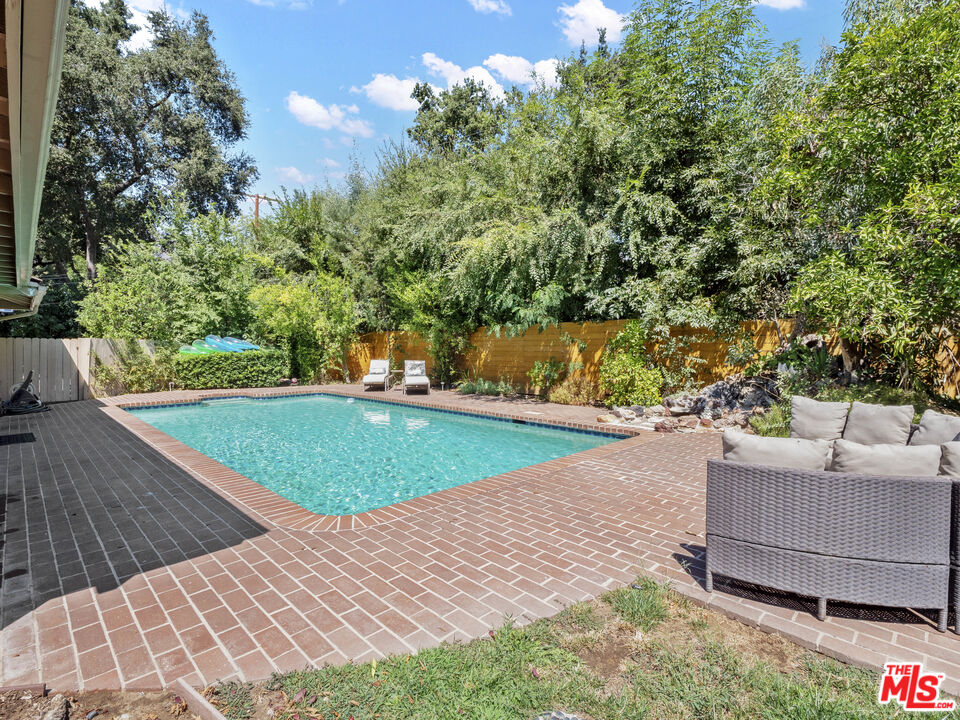 4818 Matley Road La Canada Flintridge, CA 91011 - Photo 30 of 44