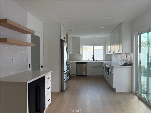 $3,300 | 10172 Fallsvale Lane, Riverside, CA 92503