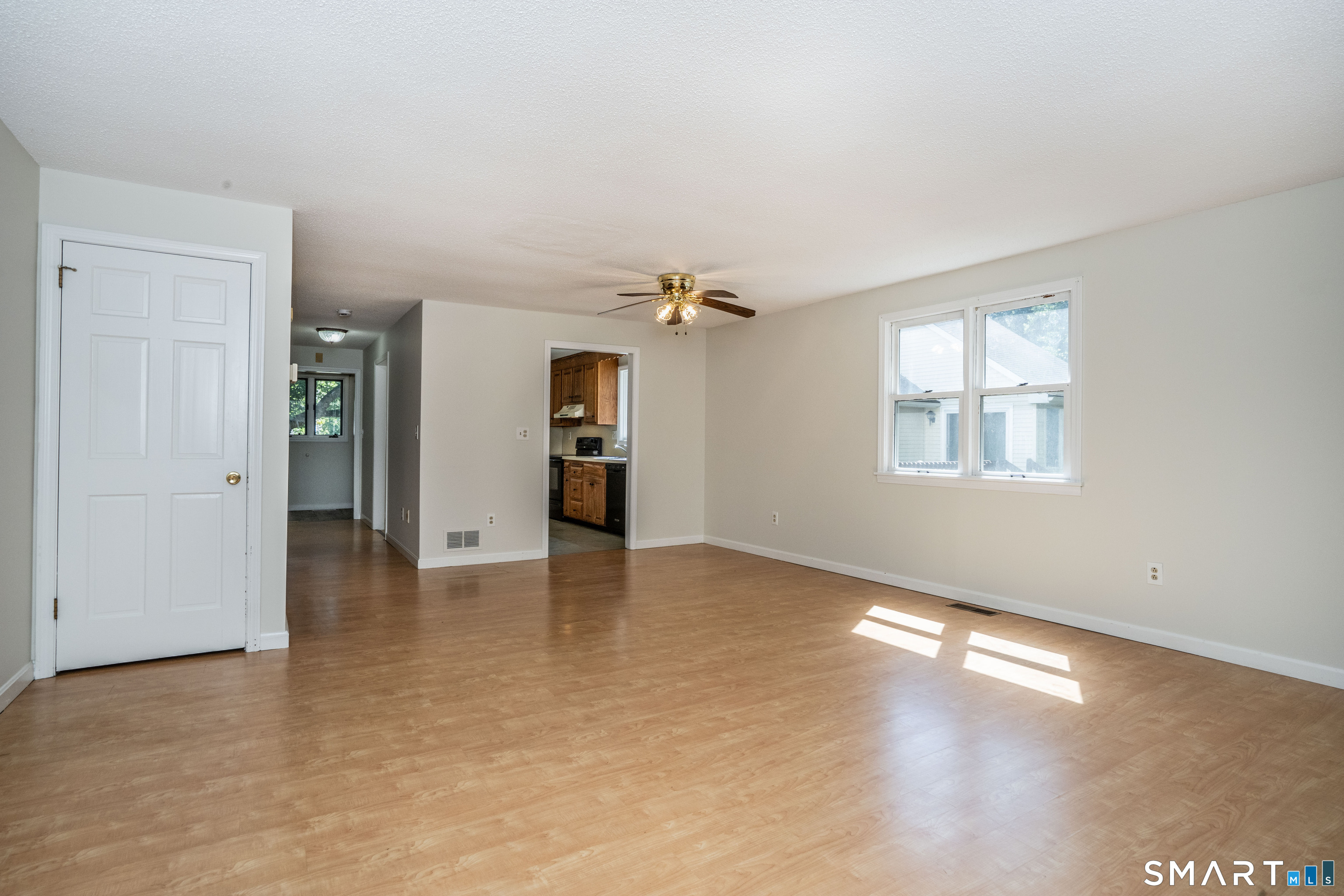 212 Oldefield Farms Road, Unit 212 Enfield, CT 06082 - Photo 12 of 37 Gallery Image 12