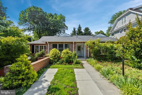 $1,379,000 | 4804 Morgan Drive, Chevy Chase, MD 20815