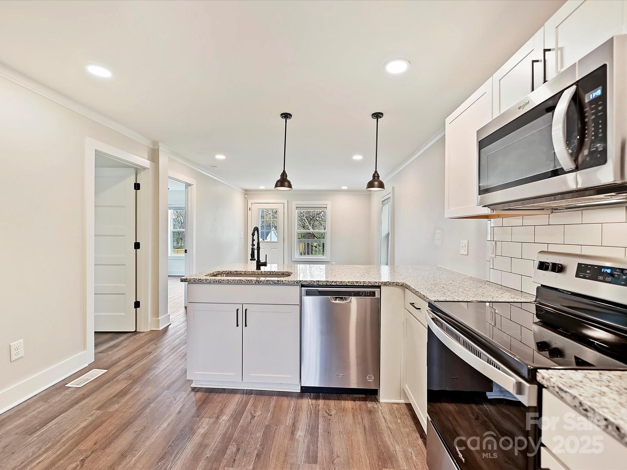 227 Queens Road Gastonia, NC 28052 - Photo 11 of 26 Gallery Image 11
