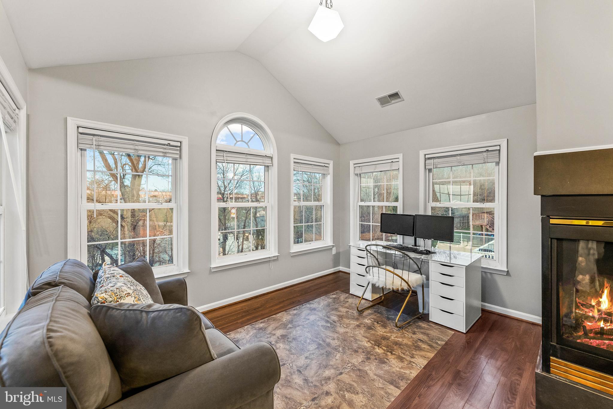 1515 Rising Ridge Road Mount Airy, MD 21771 - Photo 18 of 41 Gallery Image 18
