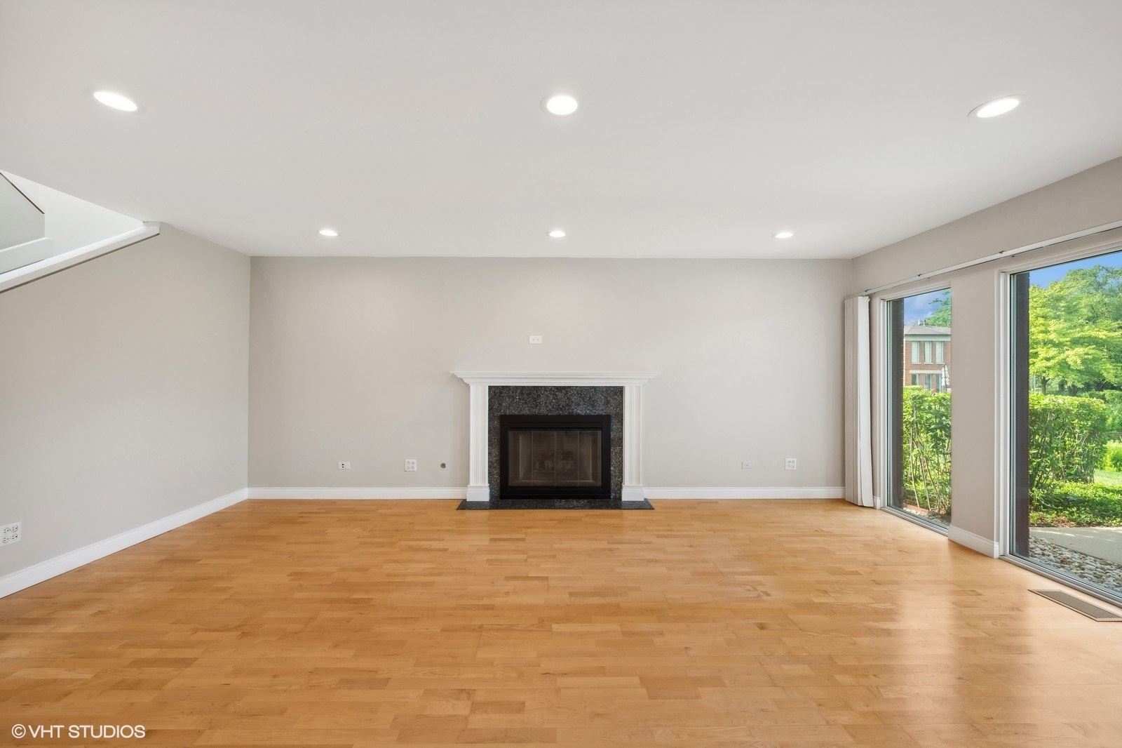 388 Milford Road Deerfield, IL 60015 - Photo 19 of 37 a view of an empty room with a window