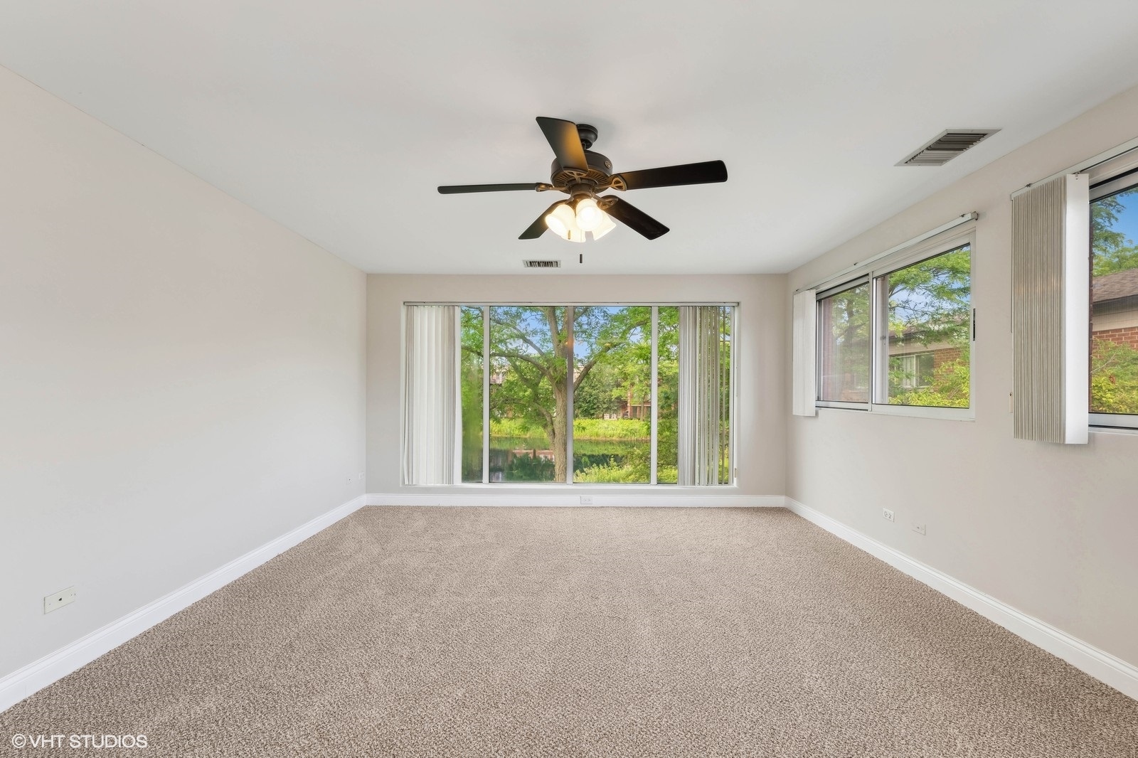 388 Milford Road Deerfield, IL 60015 - Photo 26 of 37 a view of an empty room with a window