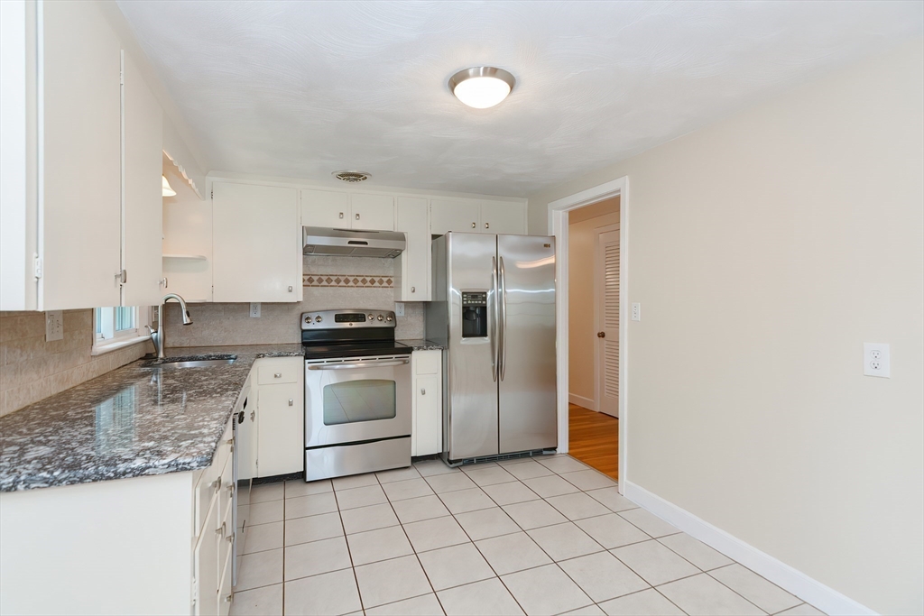 3 Sumner Street Canton, MA 02021 - Photo 13 of 42 Gallery Image 13