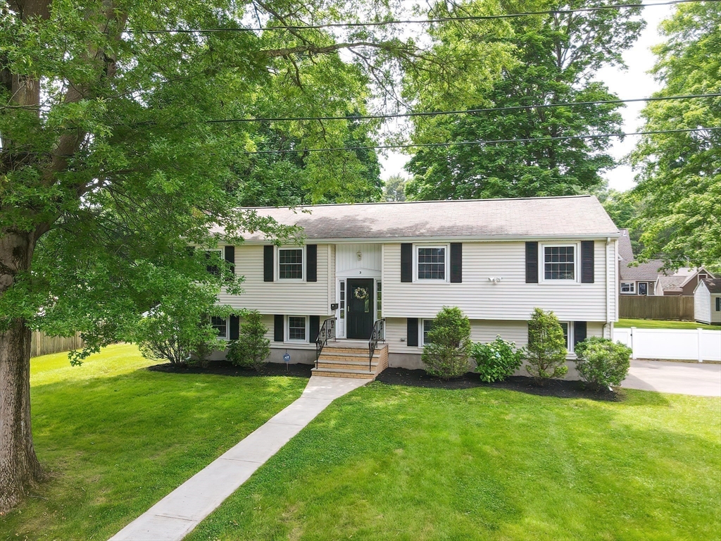 3 Sumner Street Canton, MA 02021 - Photo 5 of 42 Gallery Image 5