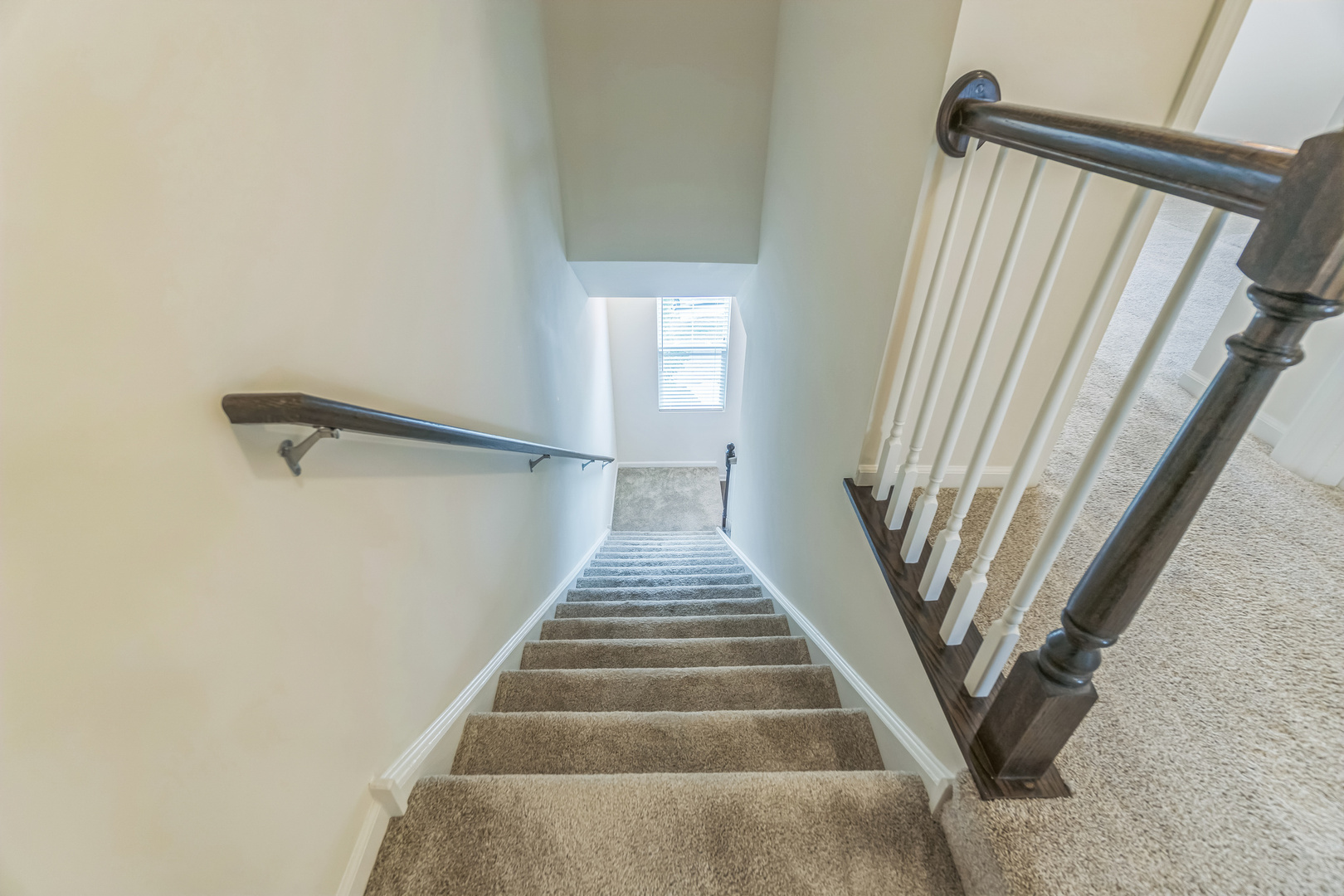 4138 Irving Road Aurora, IL 60504 - Photo 25 of 32 a view of entryway