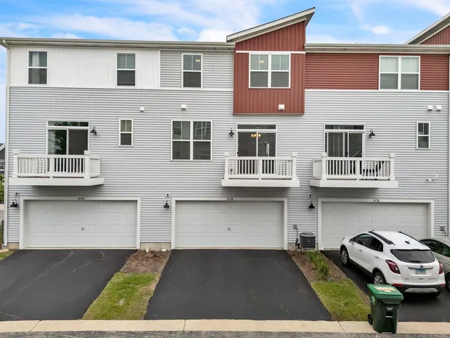 $439,000 | 4138 Irving Road, Aurora, IL 60504