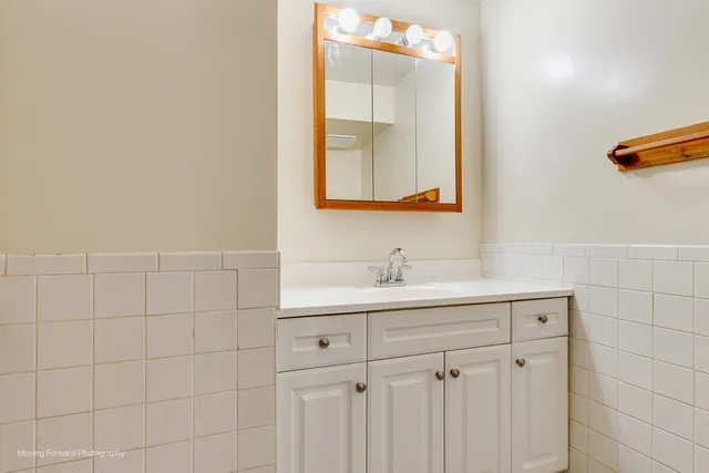 $165,000 | 450 North Main Street, Unit S307A, Wauconda, IL 60084