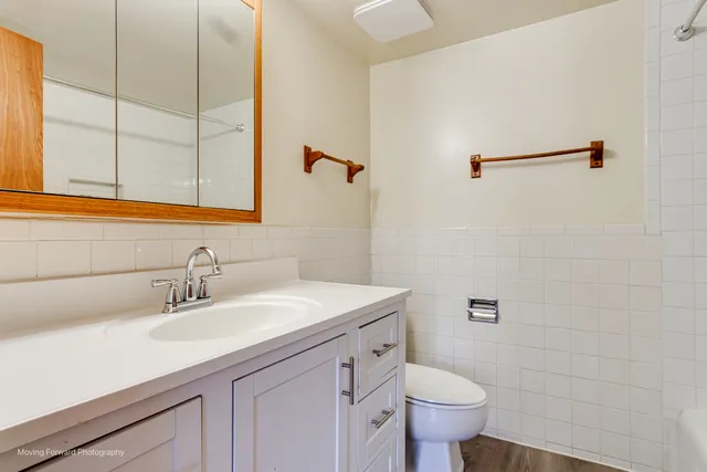 $165,000 | 450 North Main Street, Unit S307A, Wauconda, IL 60084